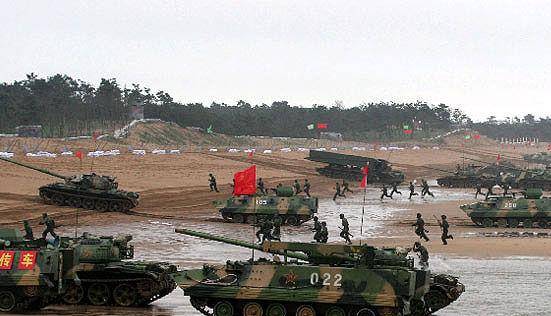 70多艘舰艇现身台海周边！解放军4招<strong></p>
<p>国际原油下跌</strong>，斩断美军介入可能