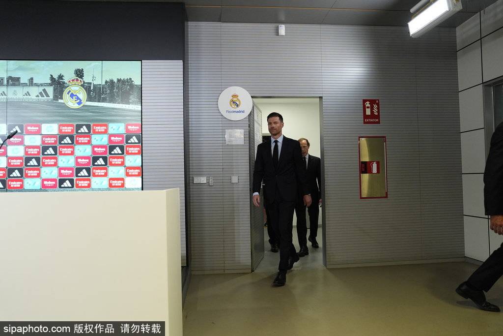官宣！小因扎吉闪电签约阿尔希拉尔！国米功勋主帅沙特点兵<strong></p>
<p>原油喊单直播</strong>，剑指皇马！