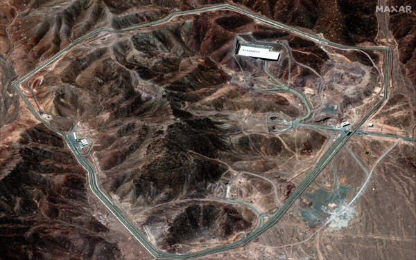 特朗普咨询军事顾问：13.6吨巨型钻地弹能摧毁福尔道地下核设施吗<strong></p>
<p>原油论坛</strong>？