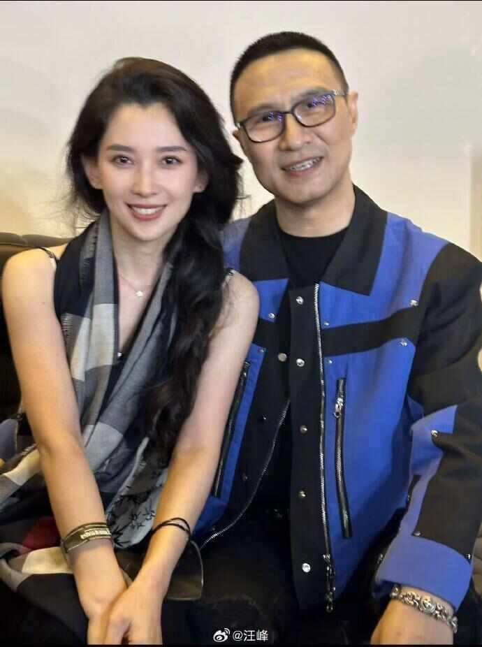 54岁汪峰与53岁宁静传绯闻<strong></p>
<p>原油期货配资</strong>，汪峰晒34岁正牌女友合照辟谣