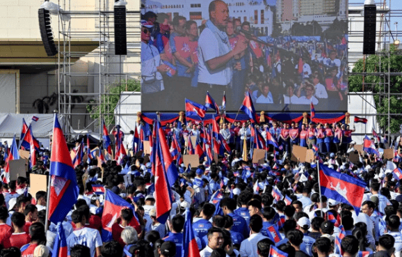 当不成总理了？泰国军方亮明态度<strong></p>
<p>原油期货配资</strong>，遭洪森“背刺”，佩通坦面临下台