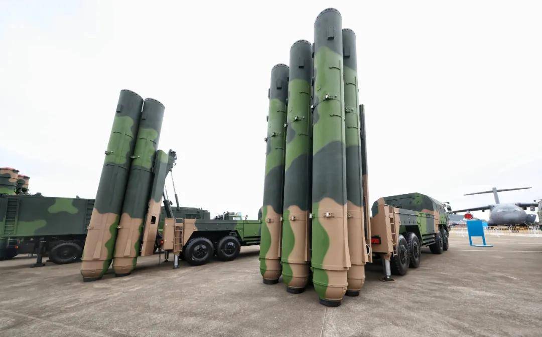 B-2横穿中国轰炸伊朗<strong></p>
<p>原油闪点</strong>，中国雷达没有发现？这是正常人想出来的？