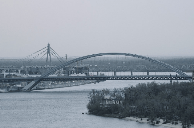 泽连斯基闯下大祸<strong></p>
<p>原油加盟</strong>，乌军无人机炸伤中国记者，外交部一番话，值得细品