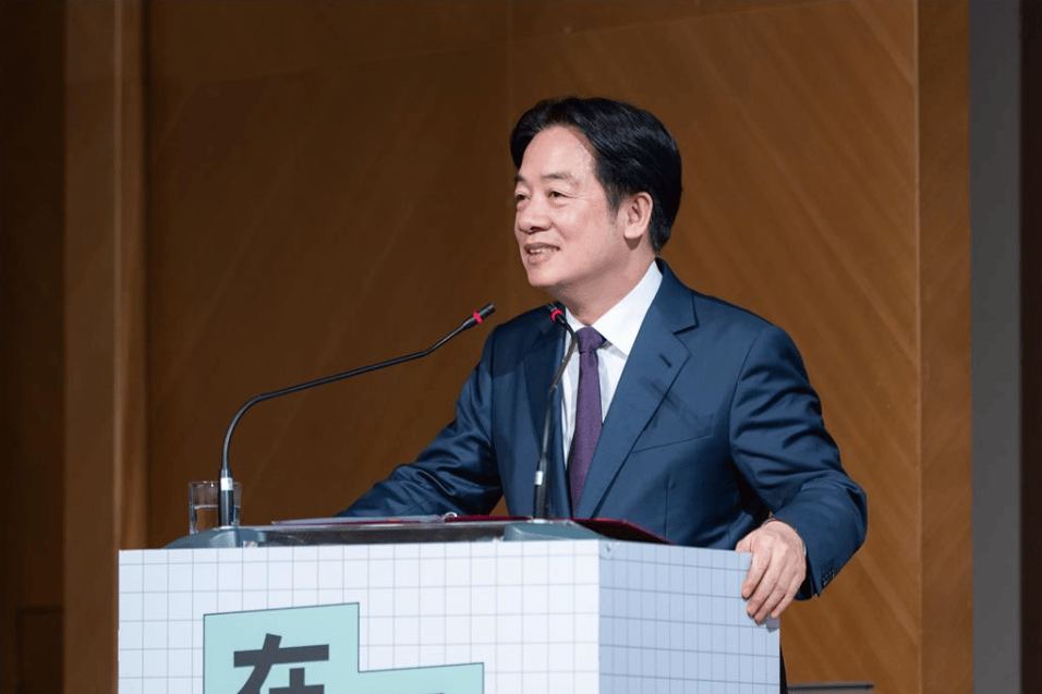 金灿荣：这帮逆贼疯了<strong></p>
<p>中原油田总医院</strong>，建议掐断台湾的这条“大动脉”！