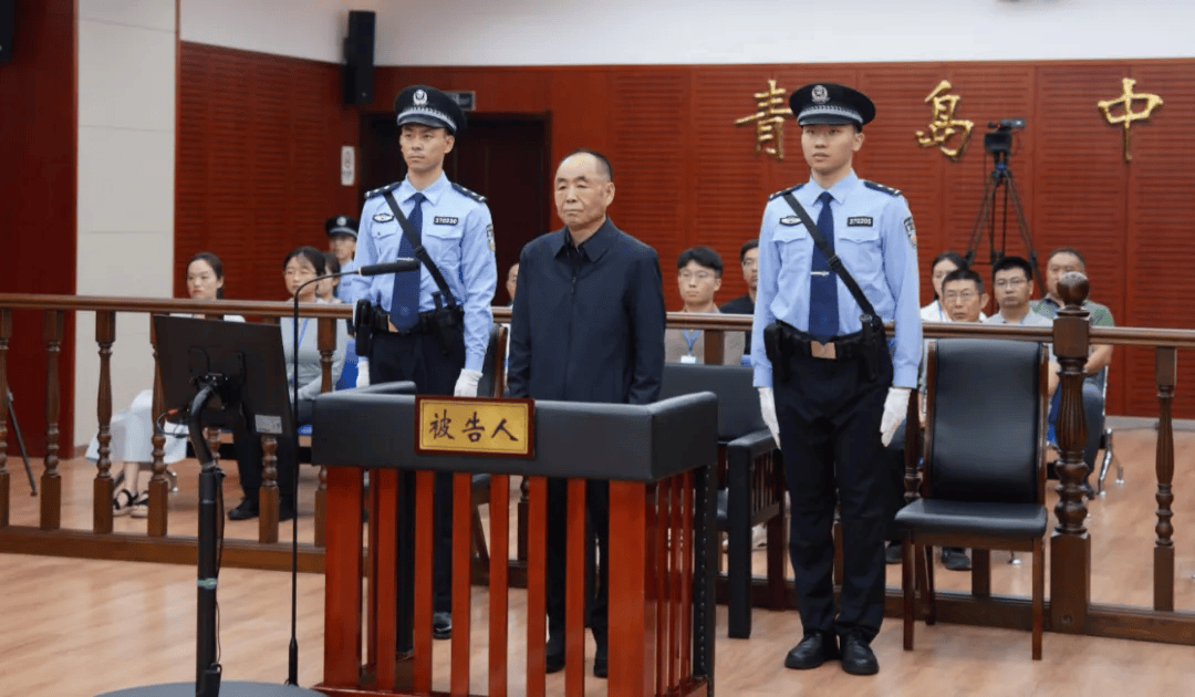 骆玉林<strong></p>
<p>进口原油关税</strong>，终身监禁