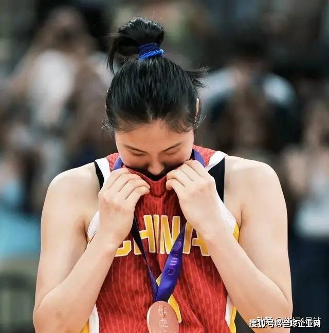 中国女篮亚洲杯奖金：张子宇、王思雨等2万-5万<strong></p>
<p>今天原油价格</strong>，宫鲁鸣20万