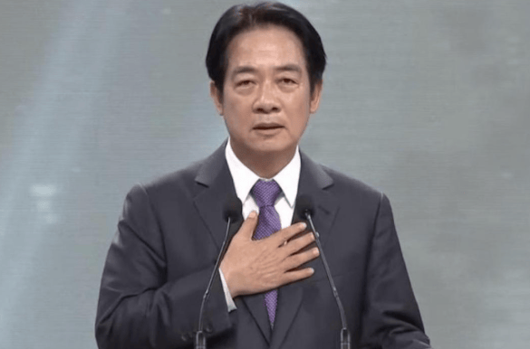 大陆预言成真<strong></p>
<p>国际期货原油</strong>，赖清德“过境”美国，人还没出发，特朗普就不装了