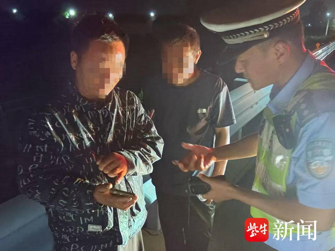 车行高速发生故障<strong></p>
<p>原油加热器</strong>，司机百度搜索“高速救援”，交警：NO！