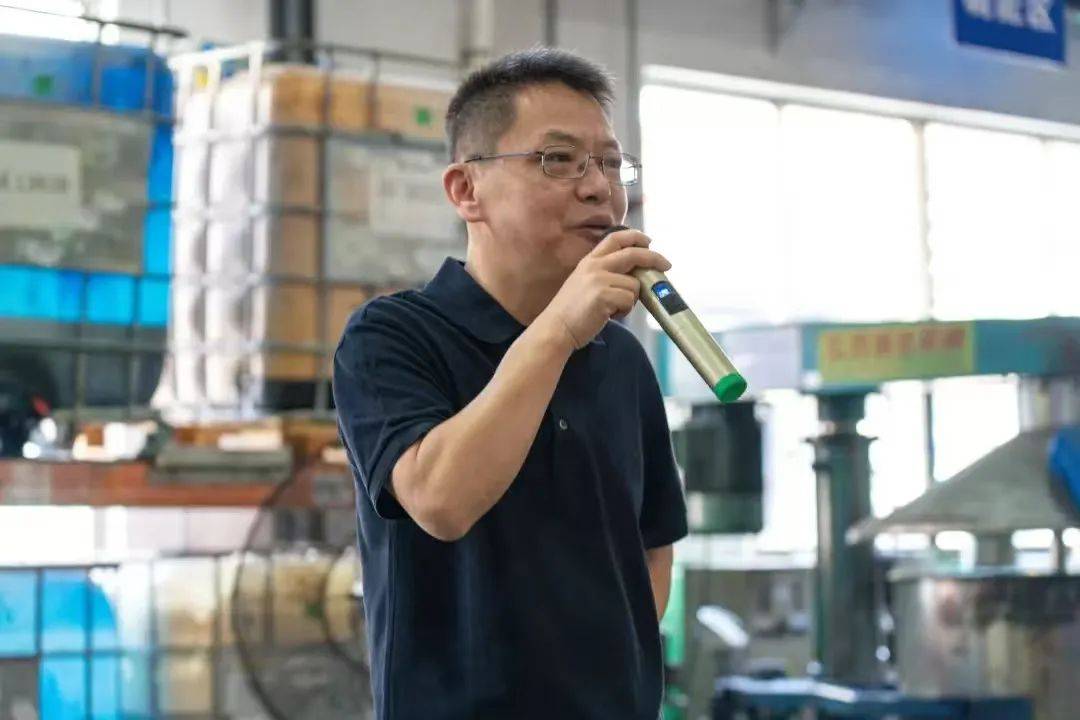 东南大学校友、苏州昆山上市公司董事长被留置<strong></p>
<p>中原油田官网</strong>，事发南通