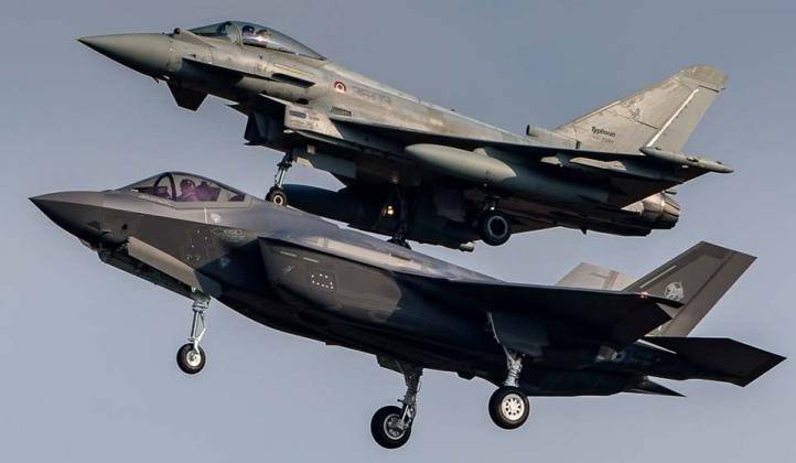 买不到F-35<strong></p>
<p>原油投资平台</strong>，不愿意买枭龙，不敢买歼-10，土耳其只能买台风了？