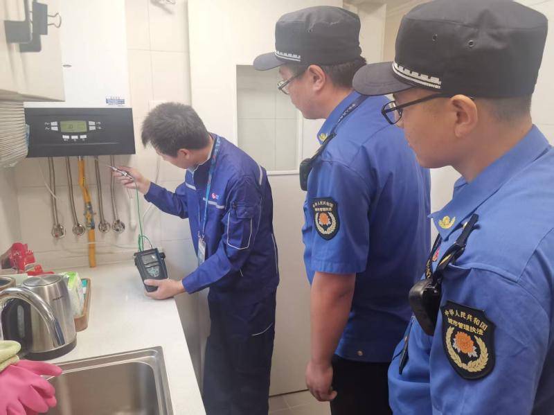 水管错接到燃气管上<strong></p>
<p>原油投资平台</strong>！北京海淀发生多起“水堵事故”