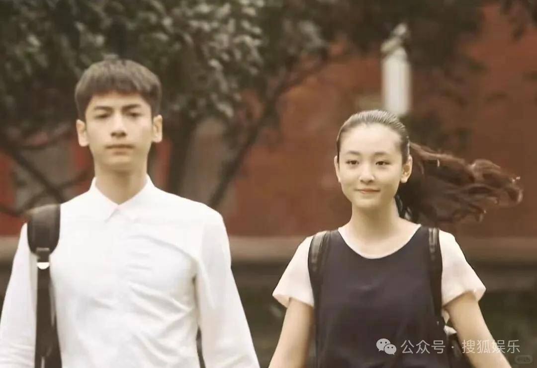 离婚三年又被拍到亲密逛超市<strong></p>
<p>抓原油</strong>，他俩这是纯带娃还是真复合了？