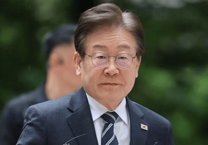关键时刻！多国一把手将出席九三阅兵<strong></p>
<p>原油期货行情实时行情</strong>，特朗普有特殊安排，李在明派人来访华