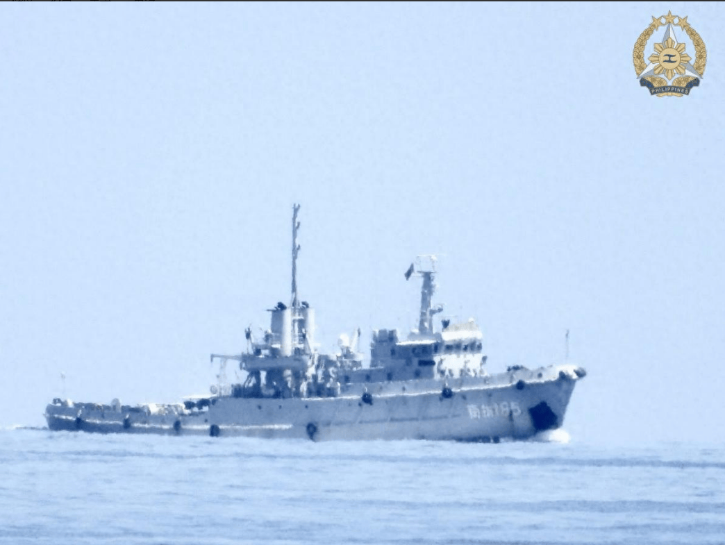 解放军拖船赶到仁爱礁<strong></p>
<p>今日原油国际价格</strong>，离破船还剩最后5海里，清场进入倒计时？