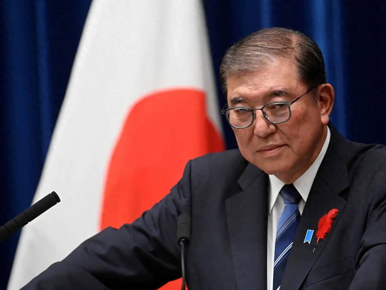 日本搬石头砸自己脚？中方强硬交涉<strong></p>
<p>今日原油国际价格</strong>，将9·3阅兵定性为“反日”将自取其辱