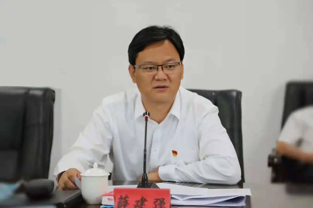 调离阿克苏市委书记不到1年<strong></p>
<p>黄金国际价格</strong>，薛建强官宣落马