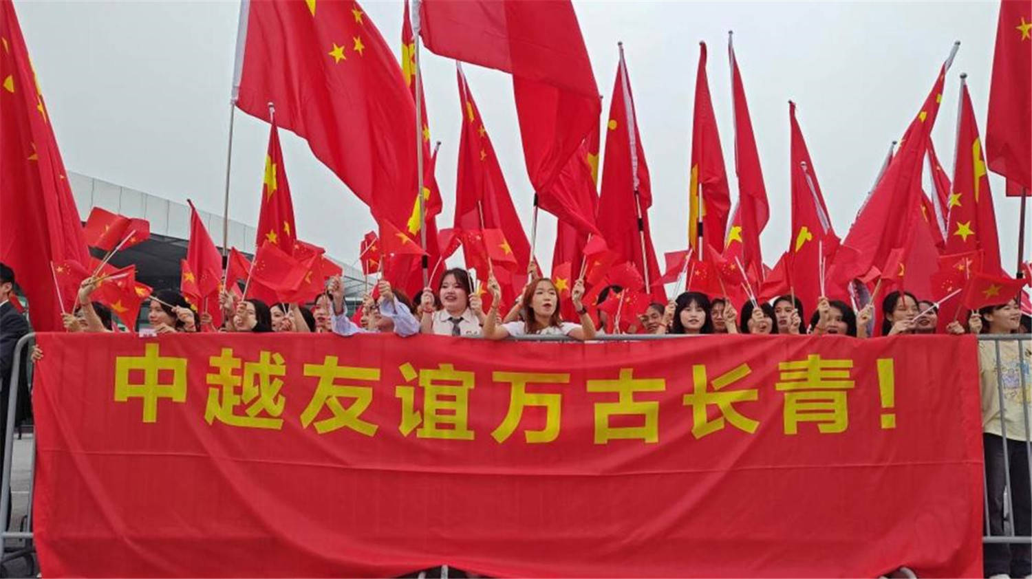 宅男金正恩要参加北京阅兵<strong></p>
<p>黄金</strong>，中方5大“兄弟”齐聚北京，日本懵了