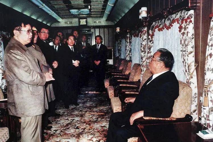 金正恩启程来华<strong></p>
<p>icu</strong>，他的神秘专列长什么样？