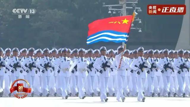 不装了<strong></p>
<p>聚查</strong>！一口气看完九三大阅兵武器装备！谁说我们一个也不认识？