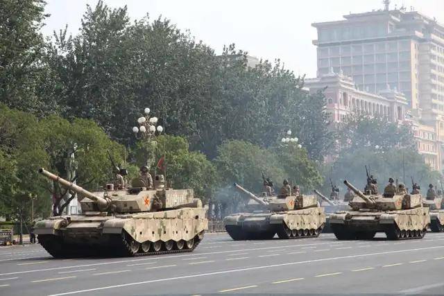 不装了<strong></p>
<p>聚查</strong>！一口气看完九三大阅兵武器装备！谁说我们一个也不认识？