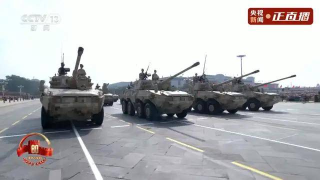 不装了<strong></p>
<p>聚查</strong>！一口气看完九三大阅兵武器装备！谁说我们一个也不认识？