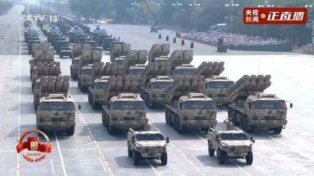 不装了<strong></p>
<p>聚查</strong>！一口气看完九三大阅兵武器装备！谁说我们一个也不认识？