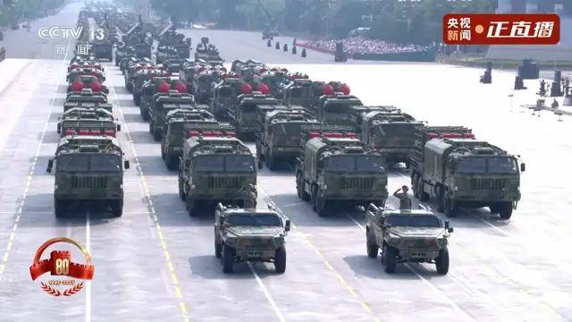 不装了<strong></p>
<p>聚查</strong>！一口气看完九三大阅兵武器装备！谁说我们一个也不认识？
