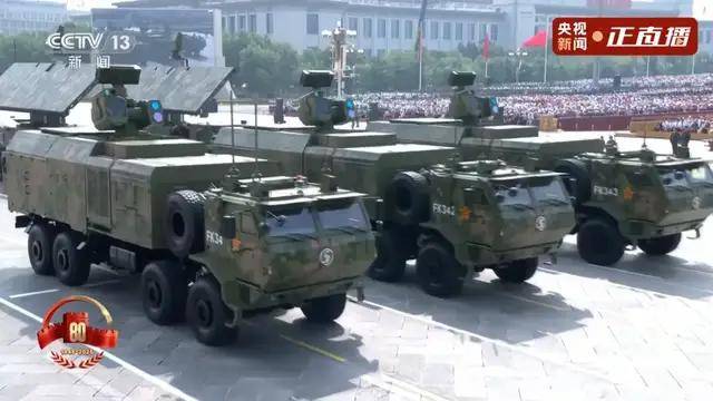 不装了<strong></p>
<p>聚查</strong>！一口气看完九三大阅兵武器装备！谁说我们一个也不认识？