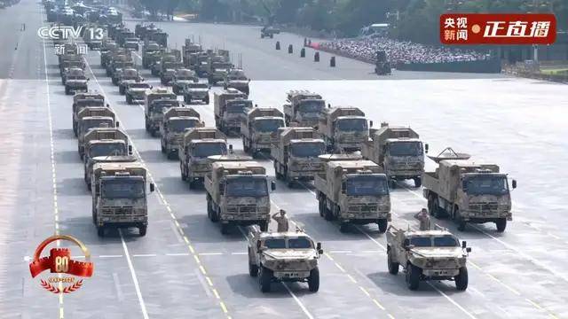 不装了<strong></p>
<p>聚查</strong>！一口气看完九三大阅兵武器装备！谁说我们一个也不认识？