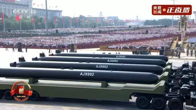 不装了<strong></p>
<p>聚查</strong>！一口气看完九三大阅兵武器装备！谁说我们一个也不认识？