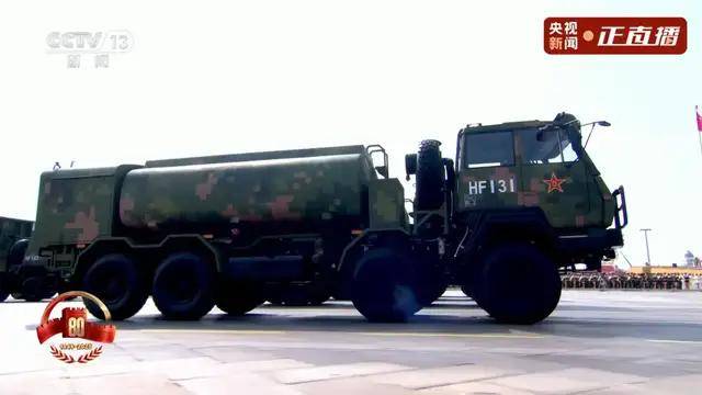 不装了<strong></p>
<p>聚查</strong>！一口气看完九三大阅兵武器装备！谁说我们一个也不认识？