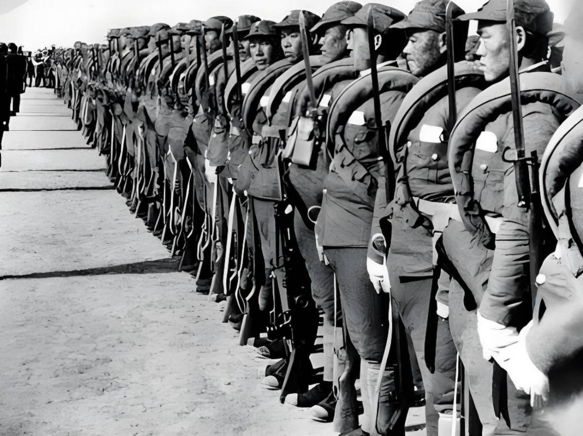 九三阅兵引发岛内震荡<strong></p>
<p>剧场</strong>，宋楚瑜紧急喊话大陆，应承诺不对台动用武力
