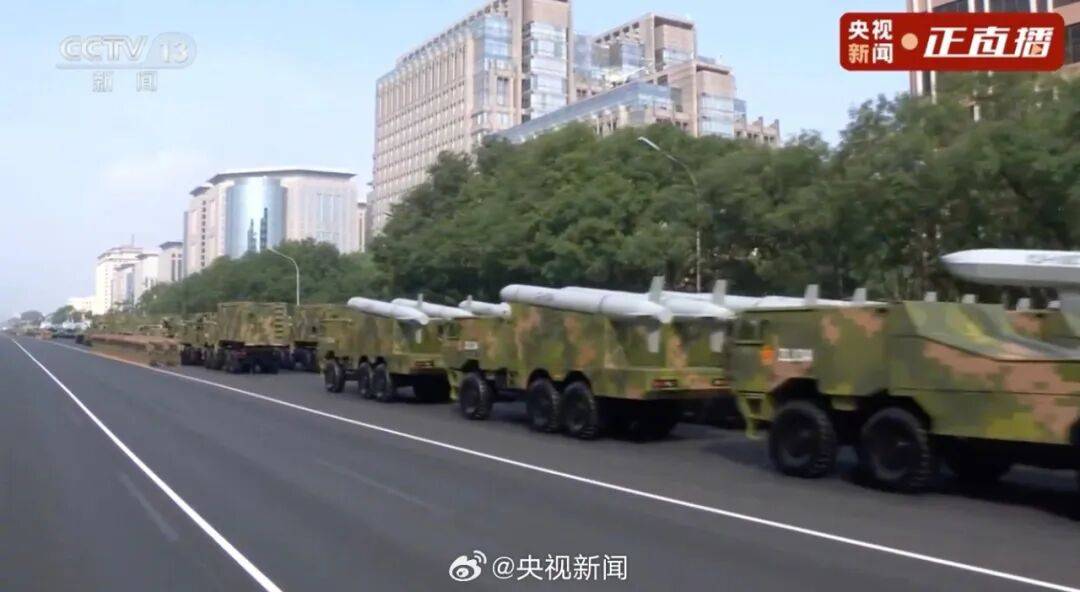 东风-61、巨浪-3、折叠翼预警机、歼-20S<strong></p>
<p>剧场</strong>，画面披露！