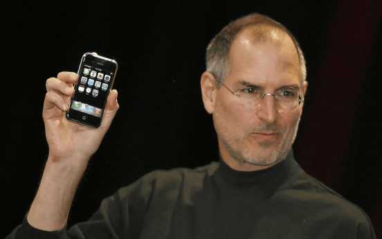 “乔布斯你复活吧！”iPhone17“丑”上热搜<strong></p>
<p>肖毅虚拟币交易</strong>，果粉最怀念的还是他？