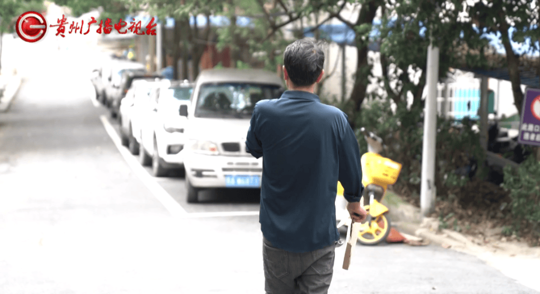 心酸！12岁男孩“独居”贵阳一安置房内<strong></p>
<p>虚拟币产生方法</strong>，父亲回应：迫于无奈，因为……