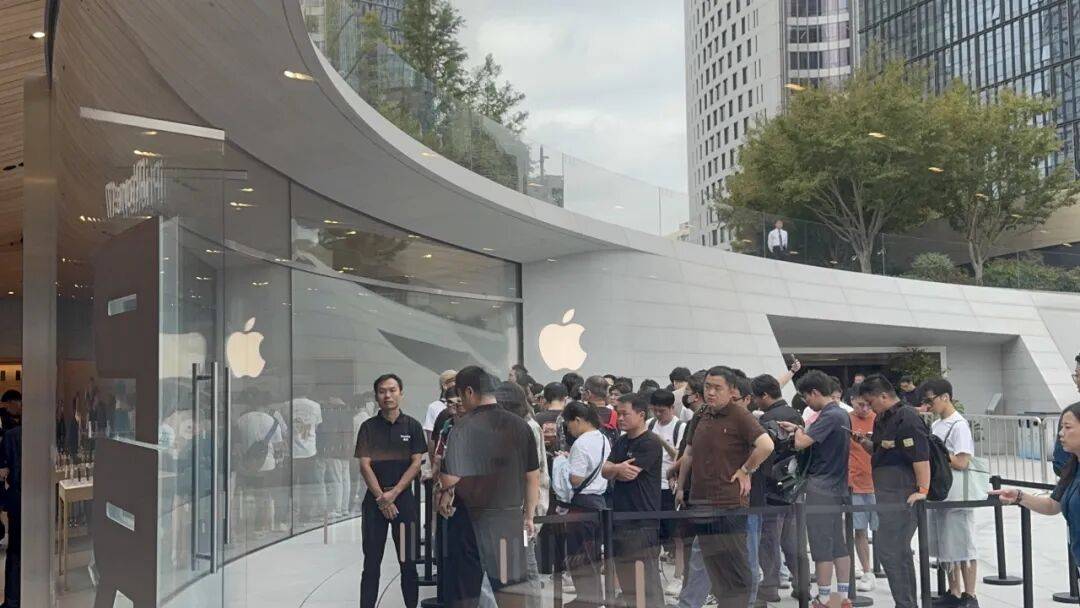 苹果印度厂哥月薪1200元<strong></p>
<p>虚拟币otc走现金交易</strong>，印度版iPhone却比国行版贵2000元？