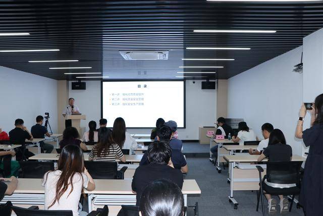 落实企业主体责任<strong></p>
<p>高材生虚拟币案例</strong>，市监盐田局产品质量安全宣传“进企业”