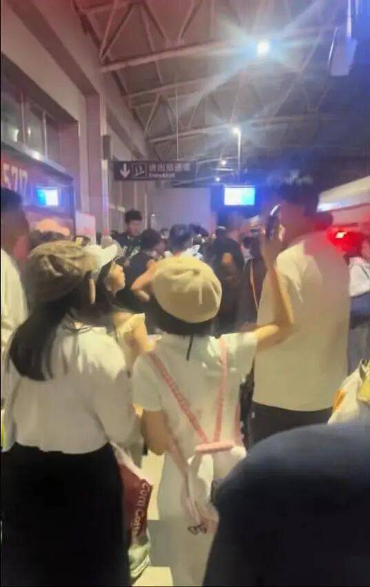 大连地铁发生故障停运一小时<strong></p>
<p>u虚拟币</strong>，目击者称看到120和警车，工作人员否认列车和人相撞，故障原因在落实中