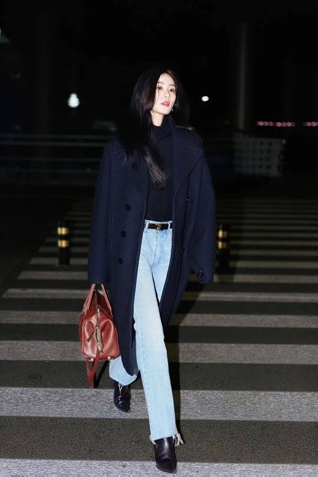 时装周上的女明星<strong></p>
<p>私人挖虚拟币</strong>，秋冬氛围感一键封顶！