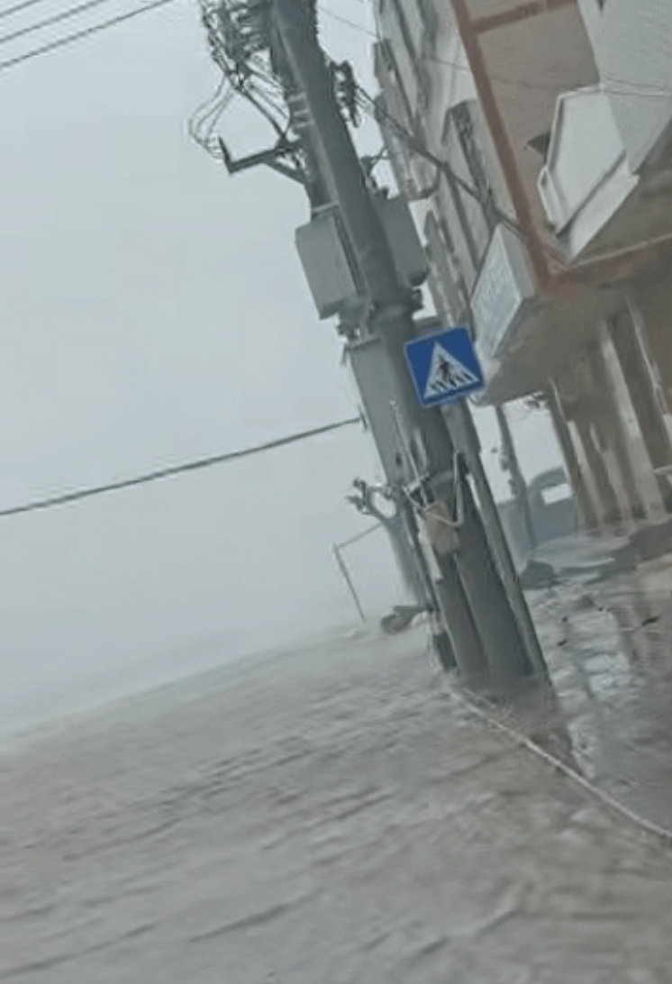 突发！海水倒灌<strong></p>
<p>私人挖虚拟币</strong>，涌上路面，多地紧急宣布"五停"！又有新台风生成