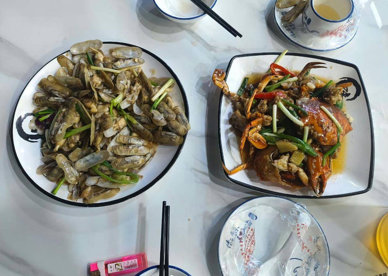惠州一餐厅两个菜收661元<strong></p>
<p>十部委虚拟币</strong>，顾客投诉后称已获退款400元，官方回应