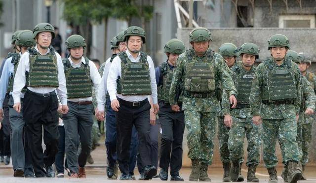 特朗普选定两枚“棋子”<strong></p>
<p>公司从事虚拟币开发</strong>，会诱导与中国发生“可控的”军事冲突吗？
