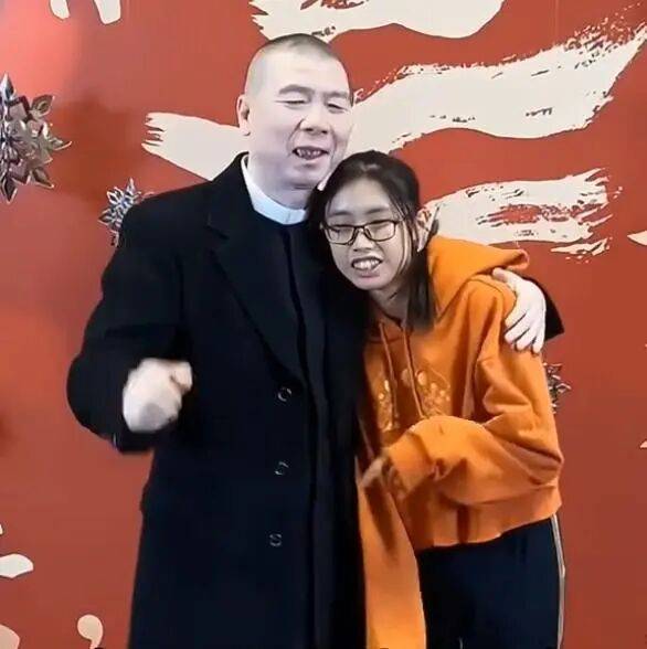 考古|冯小刚带女儿去陈思诚工作室！开个人账号还读影视专业<strong></p>
<p>虚拟币挖矿</strong>，她也要“女承父业”吗？