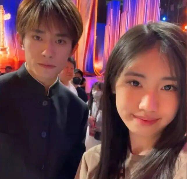 考古|冯小刚带女儿去陈思诚工作室！开个人账号还读影视专业<strong></p>
<p>虚拟币挖矿</strong>，她也要“女承父业”吗？