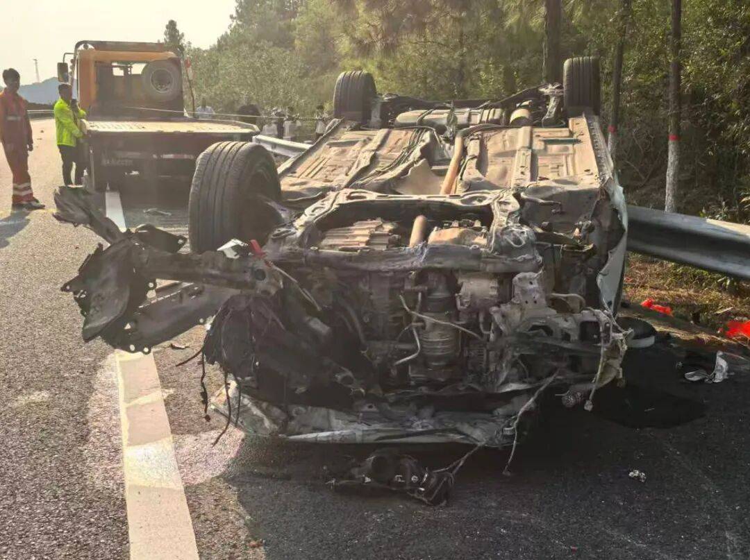 “我撒谎天打雷劈！”男子高速突然强行变道致翻车<strong></p>
<p>虚拟币挖矿</strong>，反诬赖对方