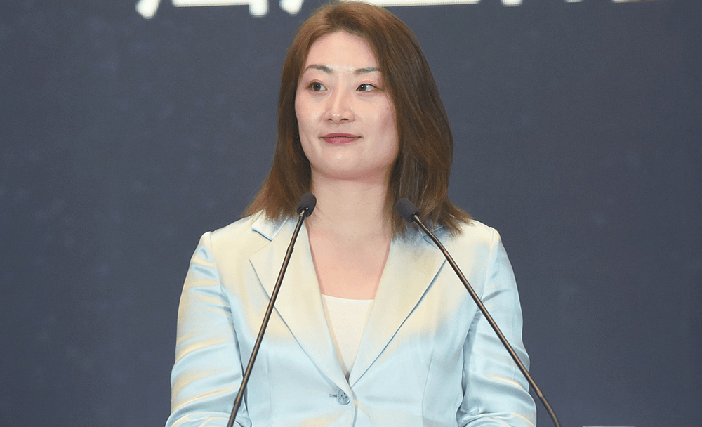浙江娃哈哈拿回桶装水销售权<strong></p>
<p>虚拟币奇迹币</strong>，宗馥莉请辞这个月娃哈哈经历了什么？