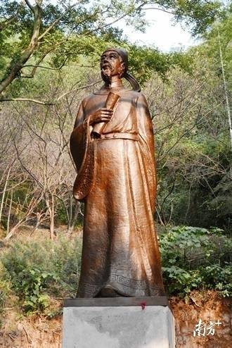 张九龄之妻墓现身西安<strong></p>
<p>虚拟币黄白线代表什么</strong>，“岭南第一人”在岭南还留下这些踪迹
