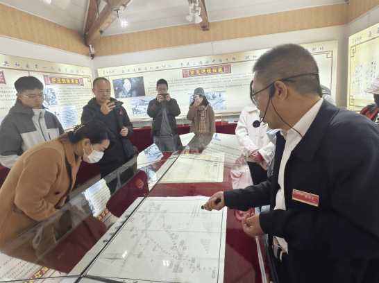【央媒看乌兰】青海乌兰：双峰驮起家国梦<strong></p>
<p>快手直播送礼物</strong>，悠扬驼铃映山河
