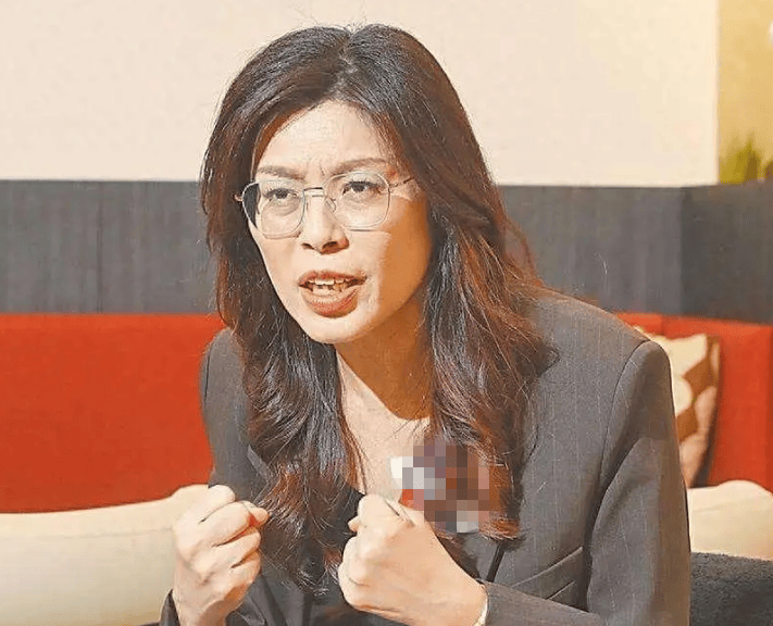 郑丽文：两岸定海神针就是“九二共识”<strong></p>
<p>虚拟币断网</strong>，让台湾远离战火就是反“台独”