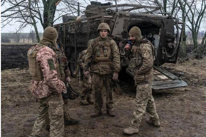 俄军在前线取得重大胜利<strong></p>
<p>雷达币四虚拟货币</strong>,1.5万名乌军遭围歼,普京突然下令,保护投降乌军!